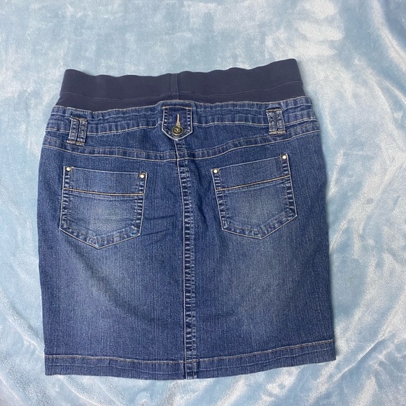 Oh Baby by Motherhood Demin Jean Skirt Size Small - Picture 2 of 3